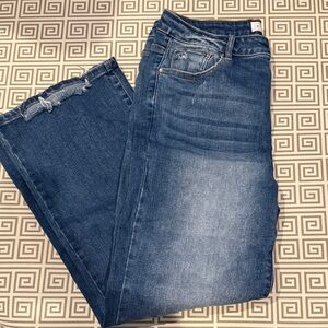 Risen Cropped Denim Jeans